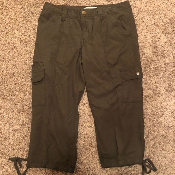 Eddie Bauer Pants - Eddie Bauer Ripstop Olive Green Capris Pants
